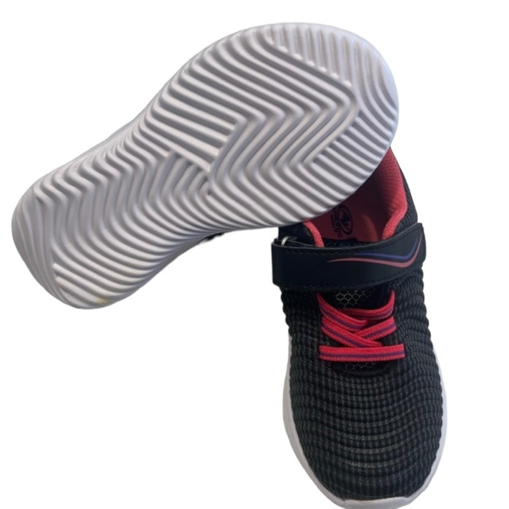 New (no tag) Snickers for girls